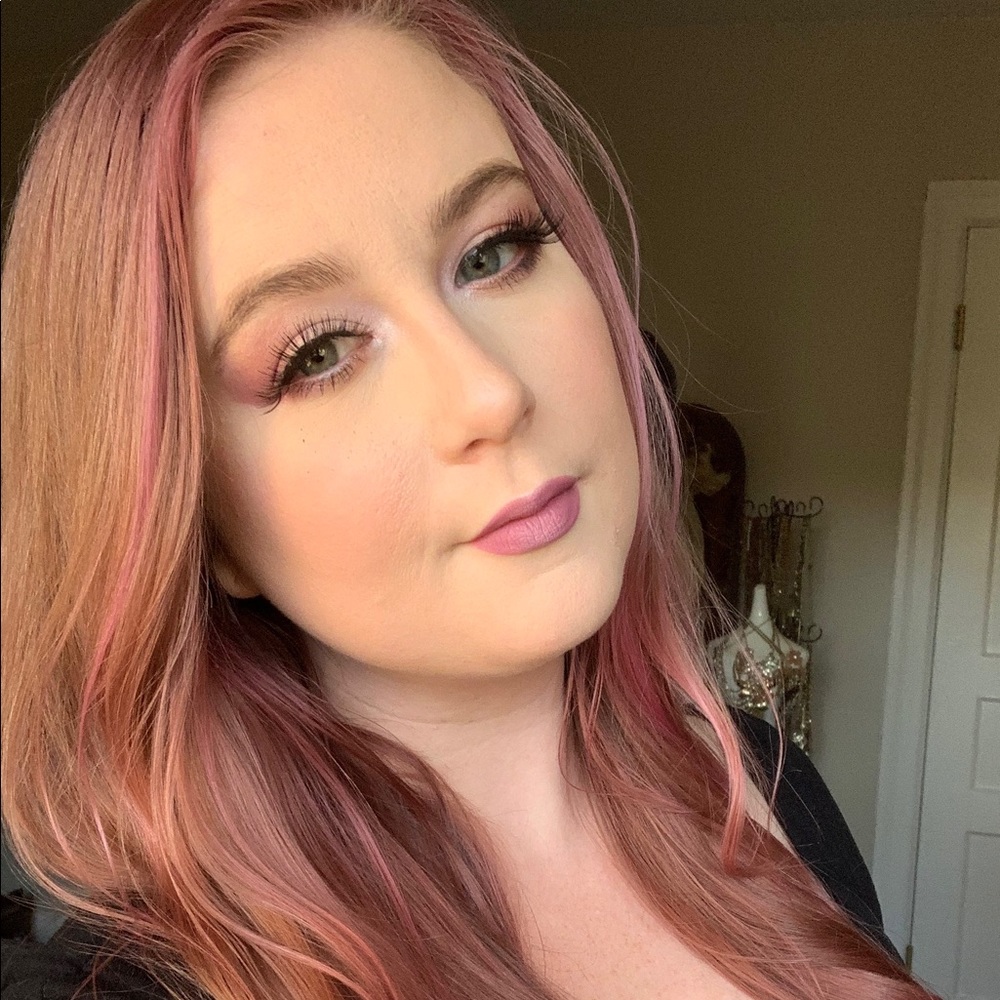 Meet Your Posher, Lauren!